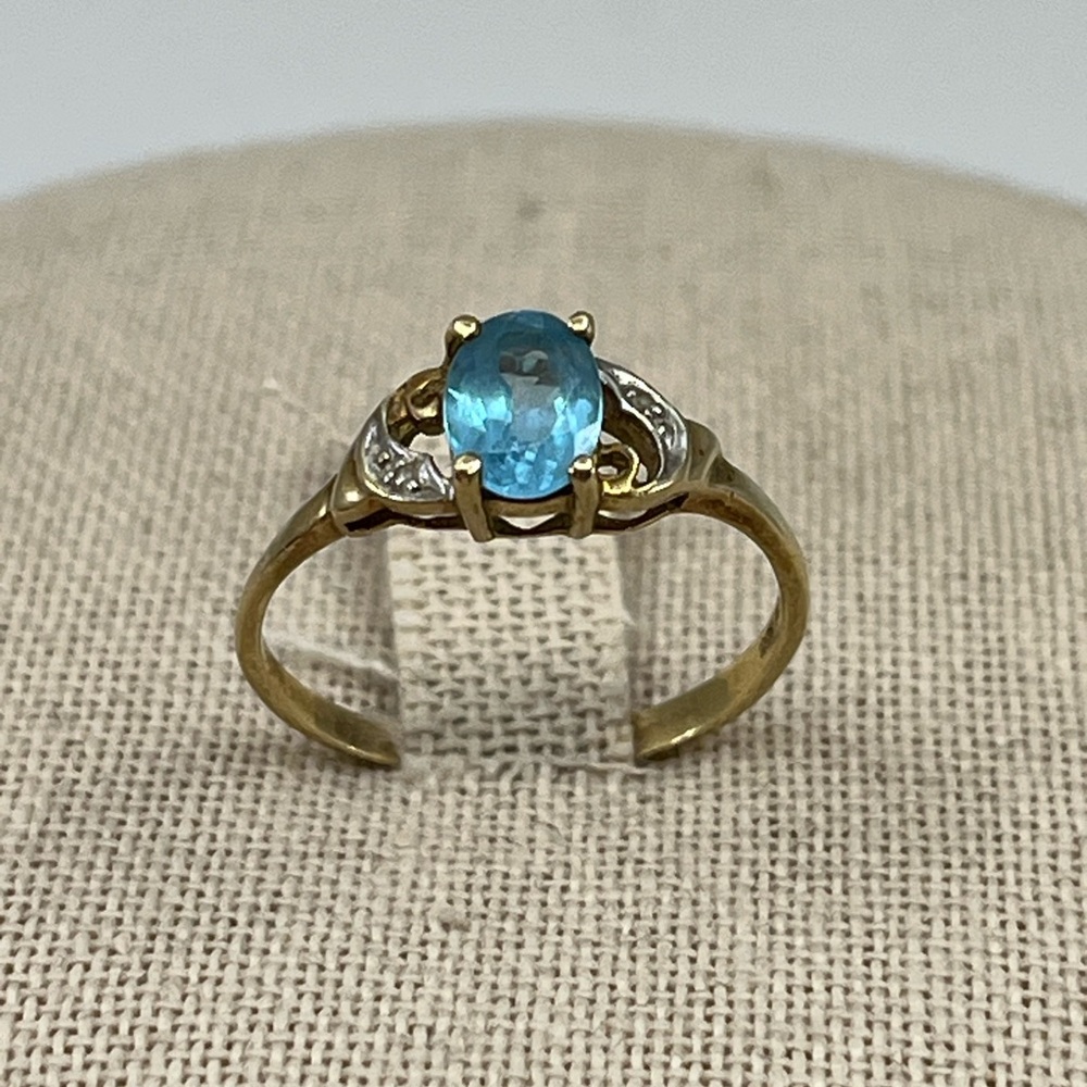 Vintage 10K Gold Blue Topaz & Diamond Ring – JCM Signed, Size 6.75 - Picture 8 of 17